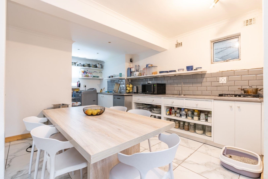 4 Bedroom Property for Sale in Walmer Estate Western Cape